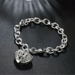 Exquisite Hollow Out Love Pendant Bracelet for Men and Women - NWT